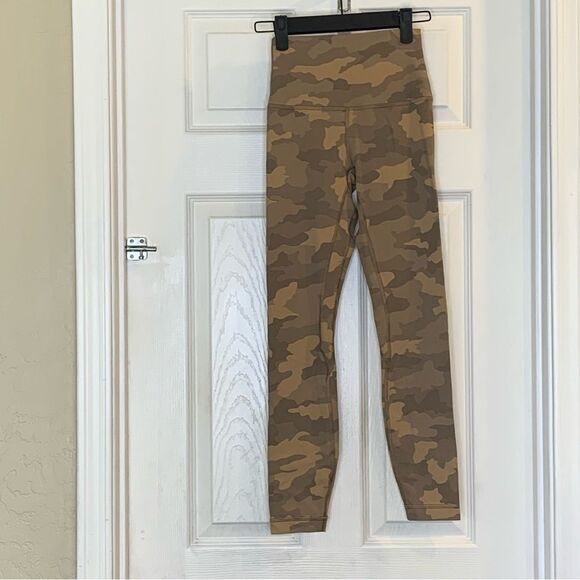 Lululemon Align High-Rise Pant 25" Heritage 365 Camo Beige Multi Size 2 - Picture 7 of 8